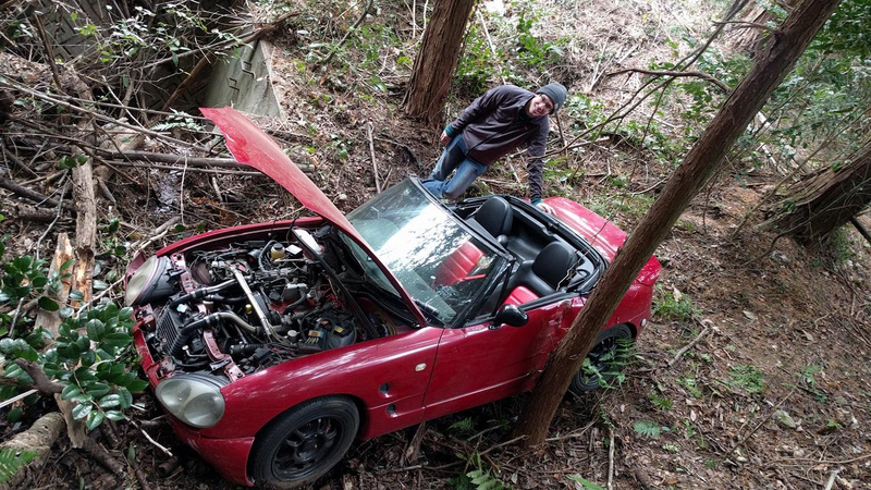Illustration for article titled My friend getting the full JDM mountain driving experience!